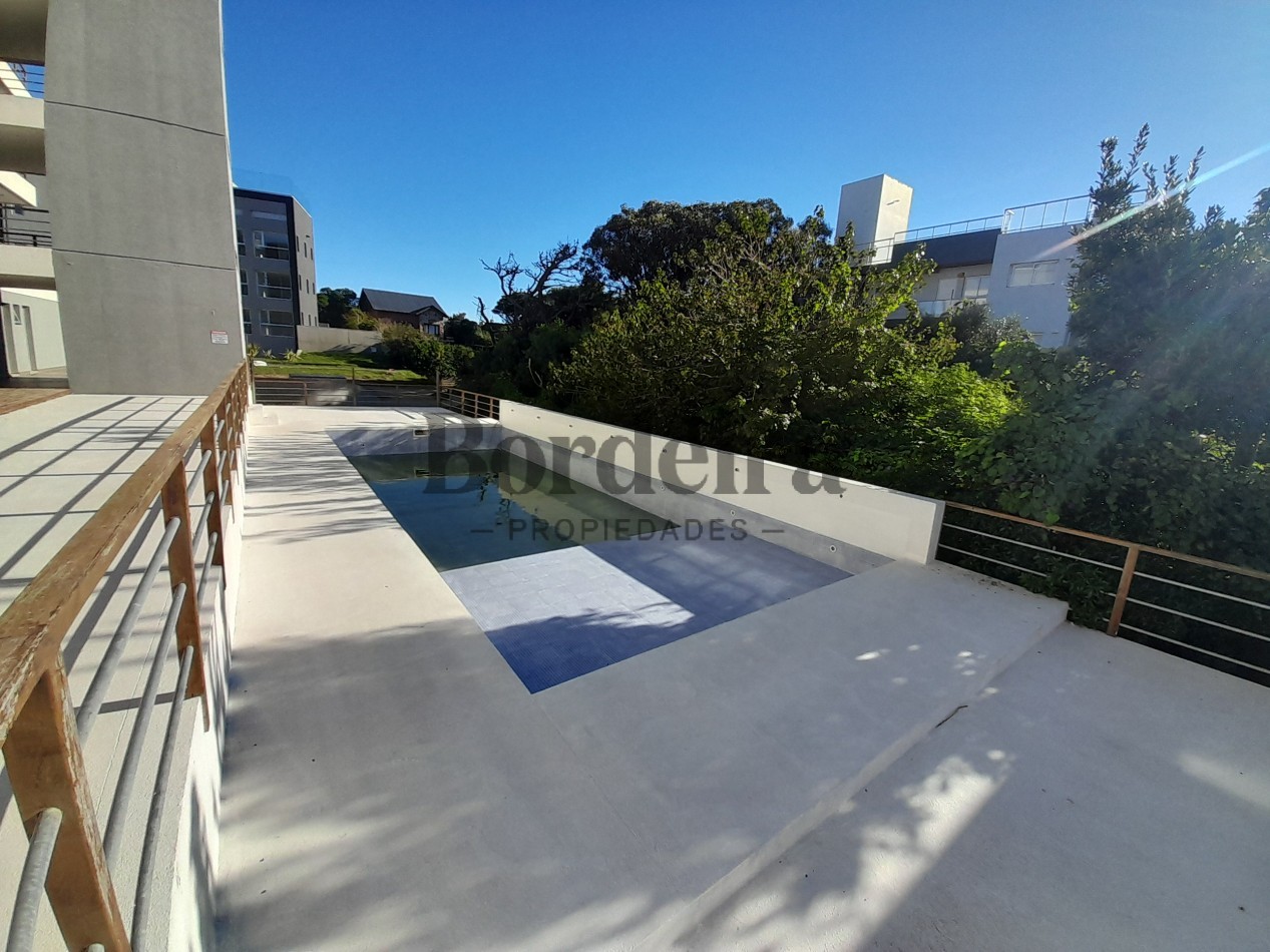 Venta Departamento Valeria del Mar 3 ambientes frente a la playa