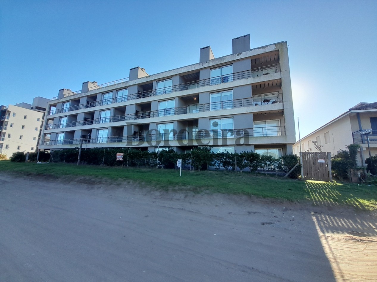 Venta Departamento Valeria del Mar 3 ambientes frente a la playa