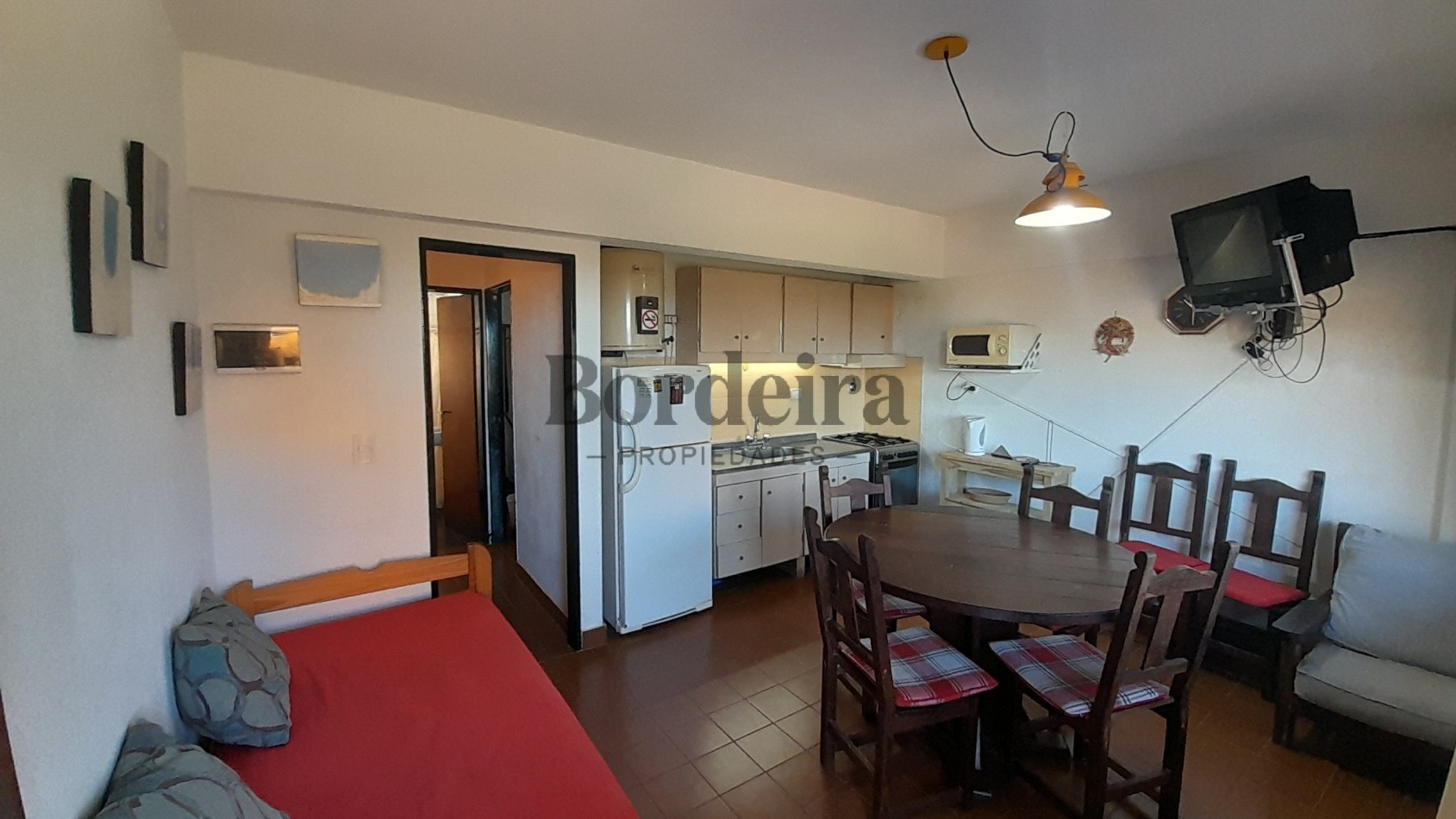 Venta Departamento Villa Gesell con cochera y baulera