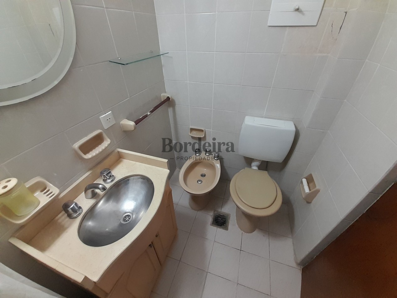 Venta departamento Villa Gesell 4 ambientes zona centro